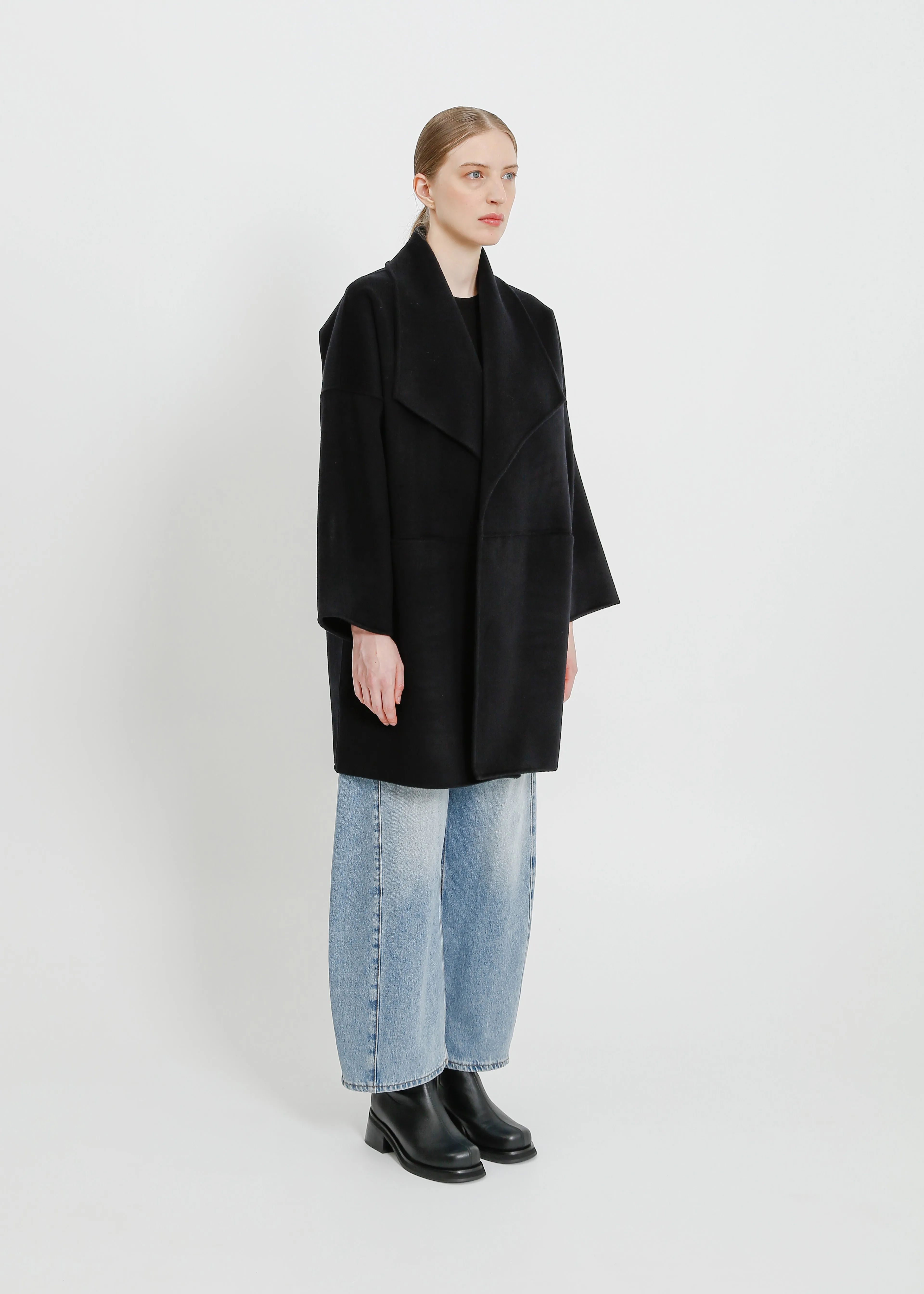 AUSTIN COAT / BLACK