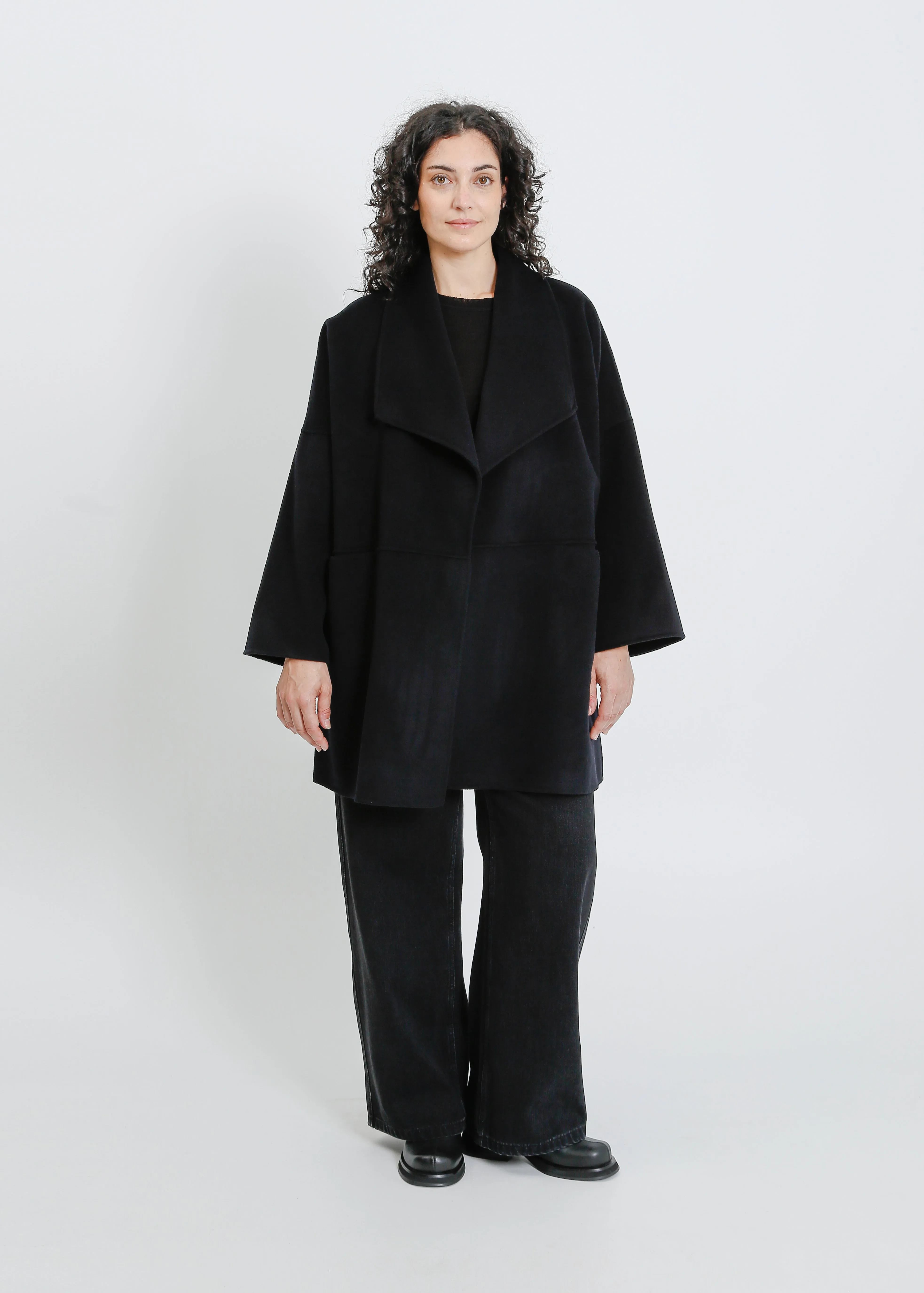 AUSTIN COAT / BLACK