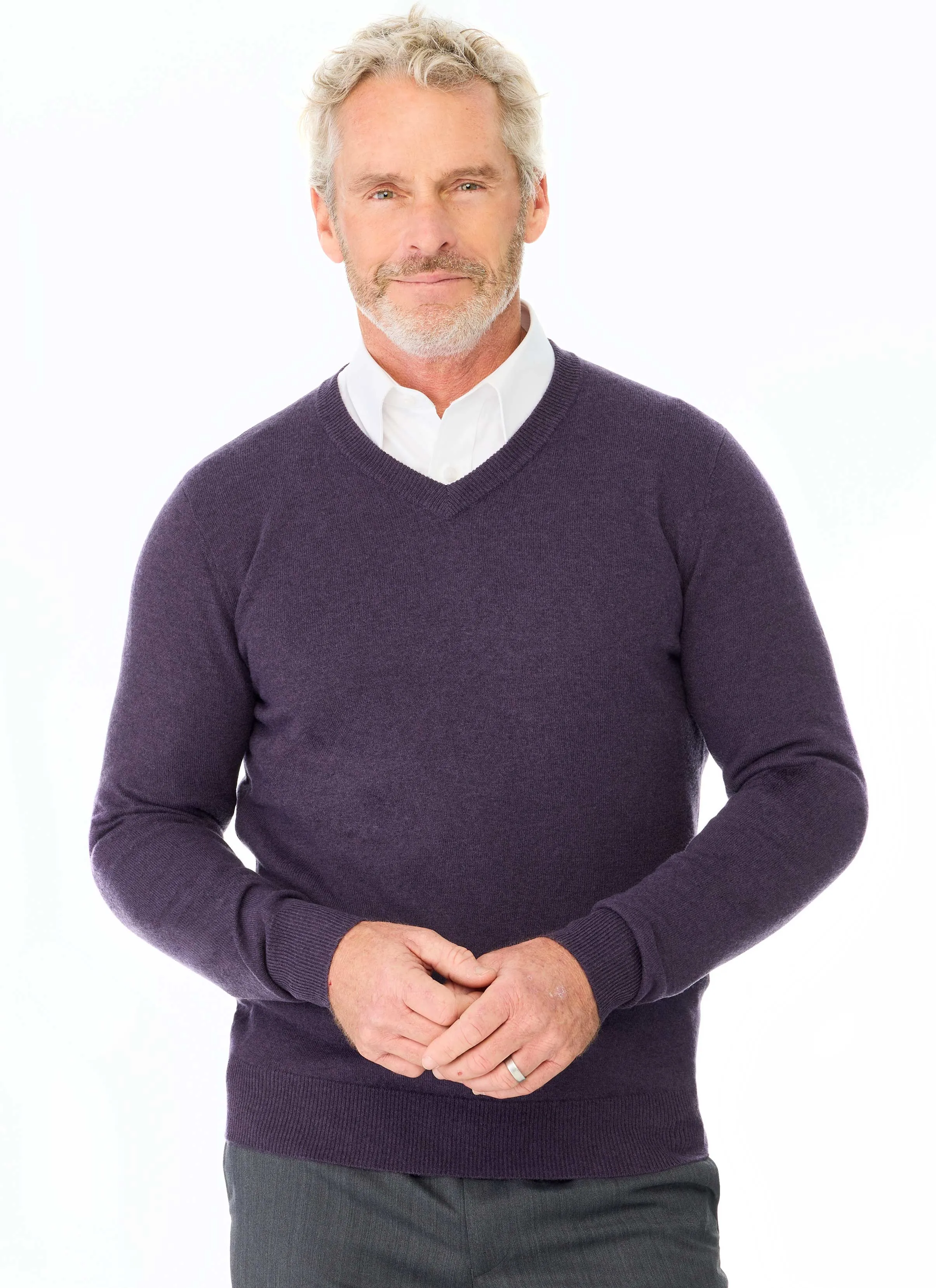 EVANSDALE ESSENTIAL V NECK PULLOVER - GRAPE