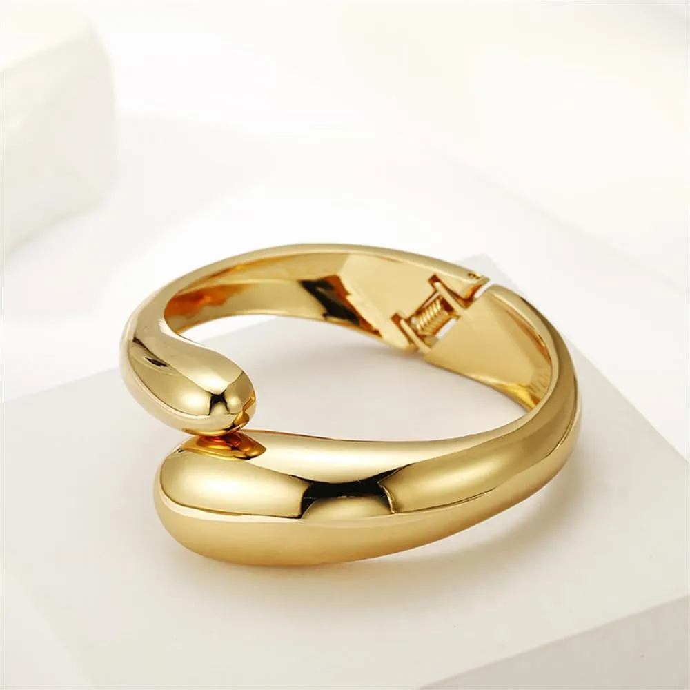 Fashion Chunky Teardrop 14K Gold Plated Bangle Bracelets for Women Dainty Trendy Minimalist Hinge Cuff Wrist Bracelets Statement High Polished Jewelry Party Birthday Gift