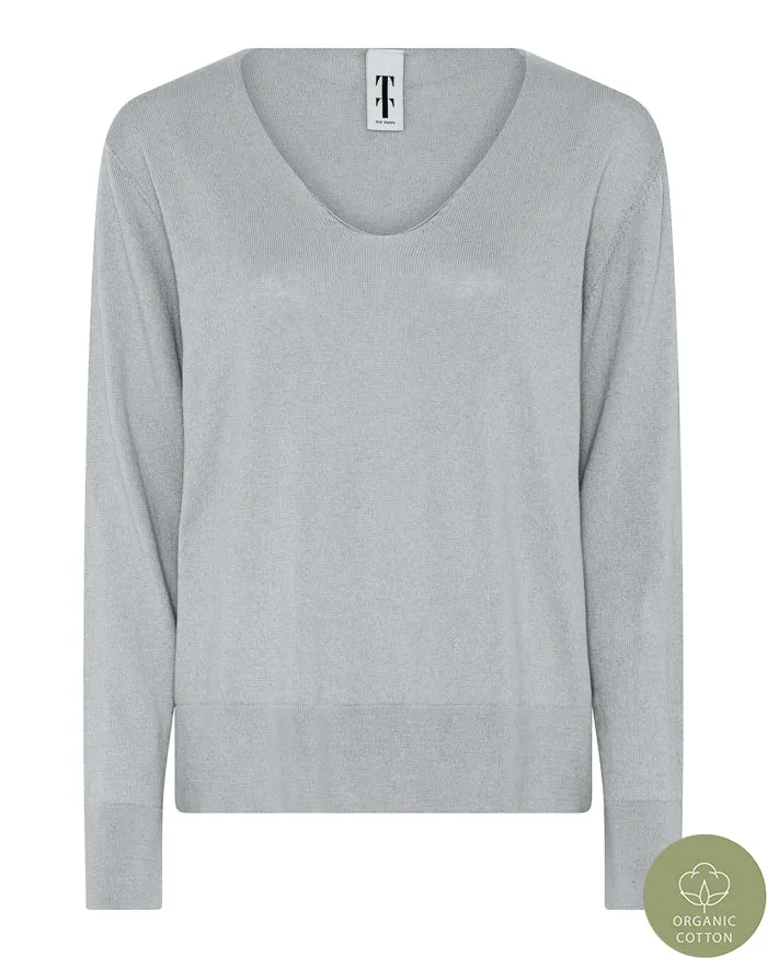 KickTT V-Neck Pullover