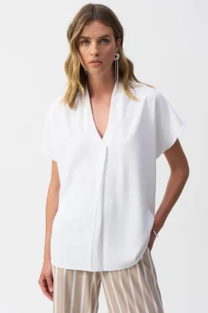 PULLOVER V-NECK TOP