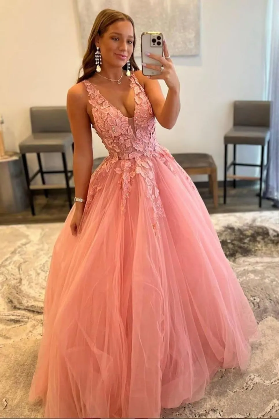 Tulle Prom Dresses for Women V Neck Applique Ball Gowns for Teens Women's Long Formal Evening Gowns with 3D Flower