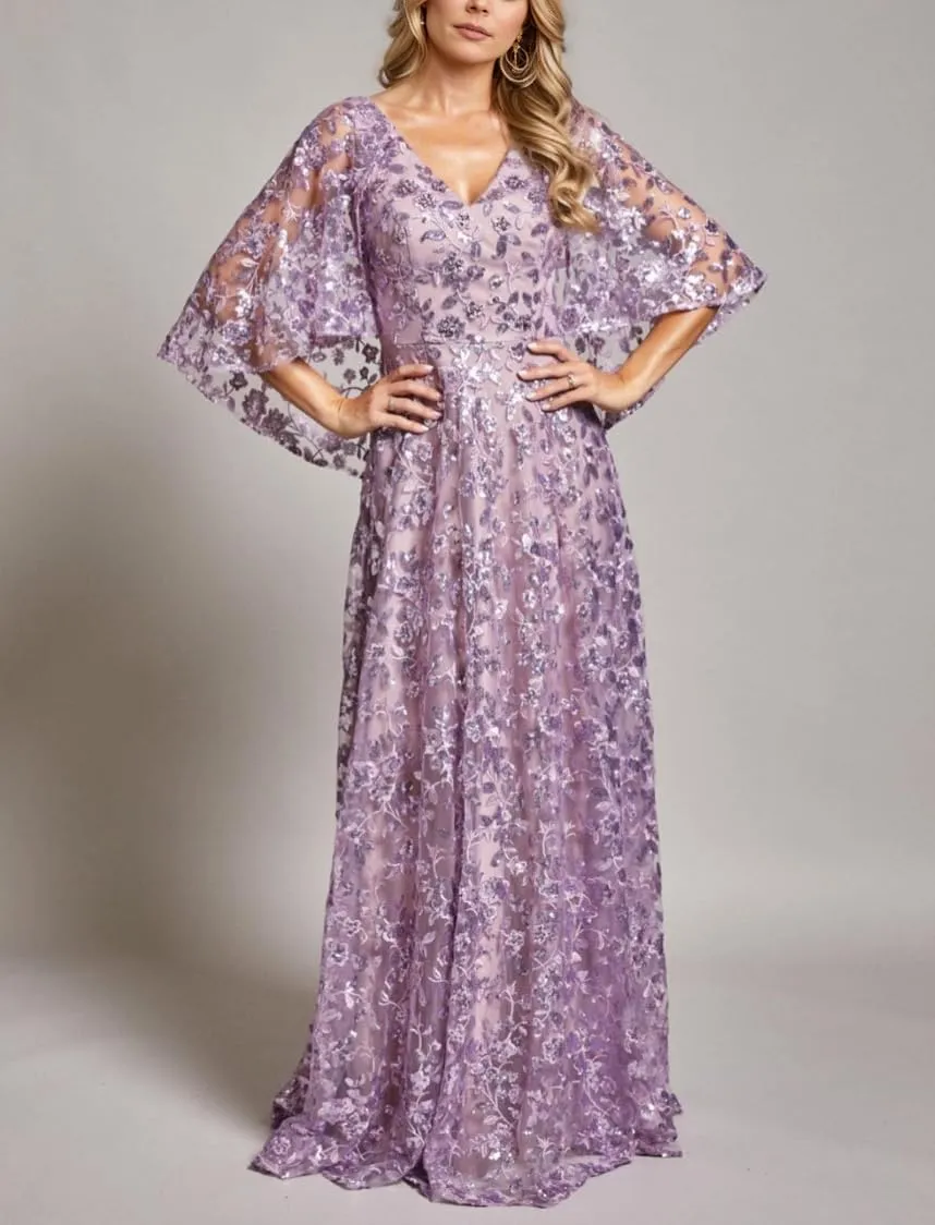 V-Neck Mother of Bride Dresses with Cape Laces Tulle Mother of The Groom Dress Flowy Formal Evening Gowns with Shawl