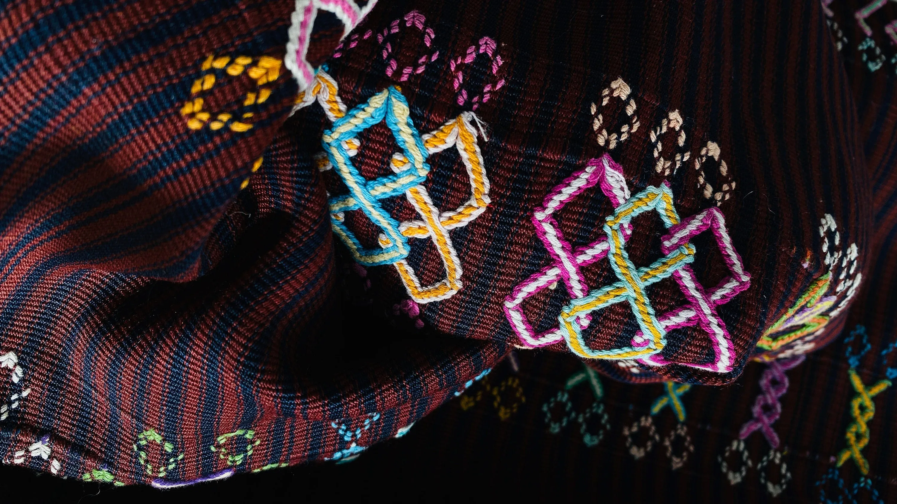 Vintage Guatemalan Wrap. Colotenango. Fine Example. 0185
