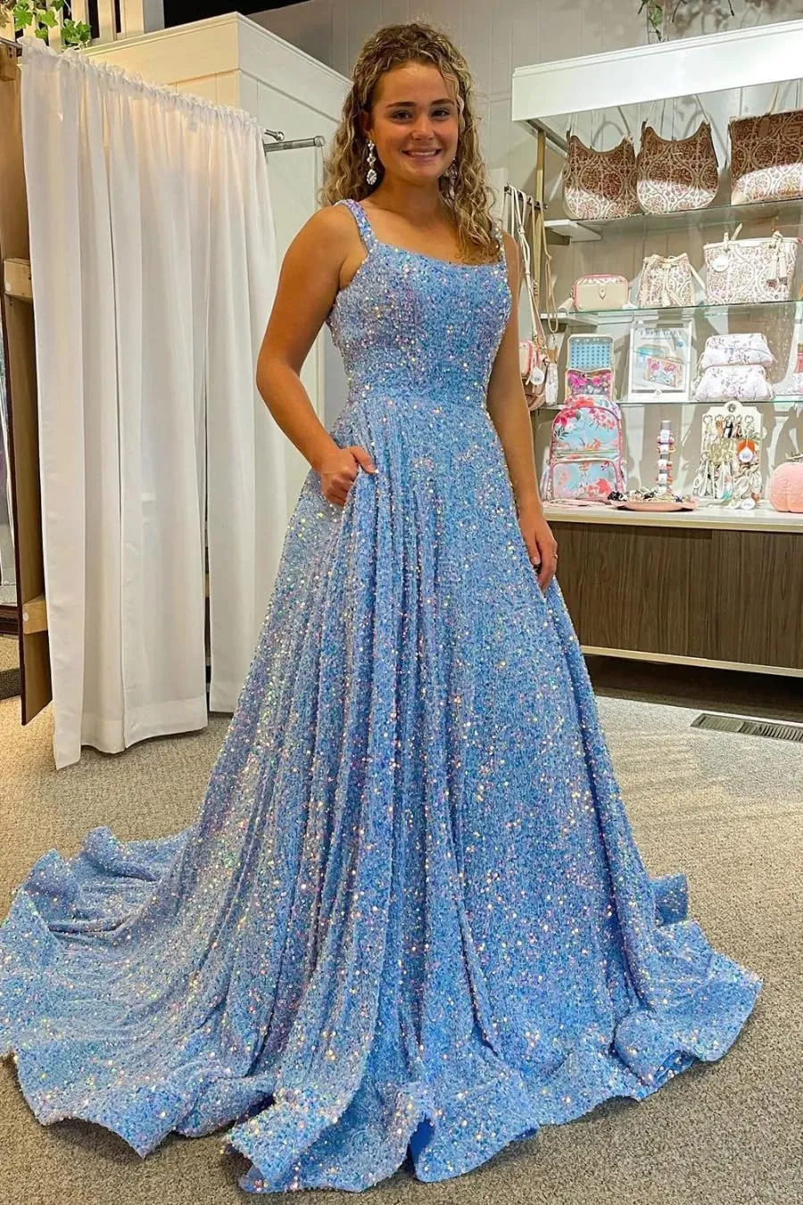 Women's Spaghetti Straps Sparkly Sequin Prom Dresses 2025 with Pockets Long A-Line Evening Formal Ball Gown