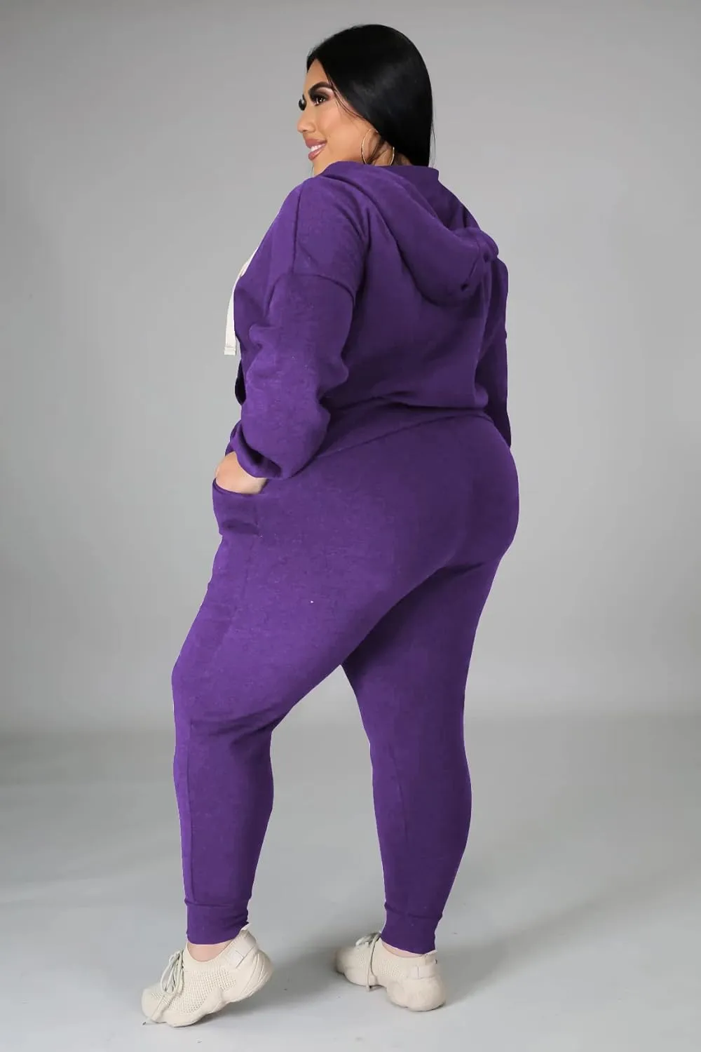 YeGine Womens Plus Size Two Piece Outfits Sweatsuits Casual Long Sleeve Set With Pockets